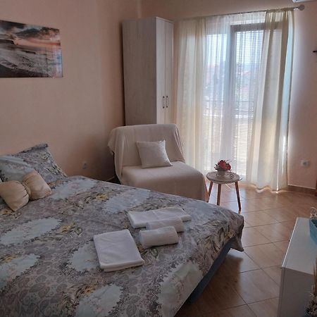 Apartments M&T Tivat Ngoại thất bức ảnh